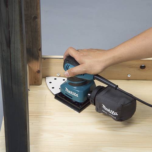 LIJADORA MAKITA BO4565K 200W C/PUNT