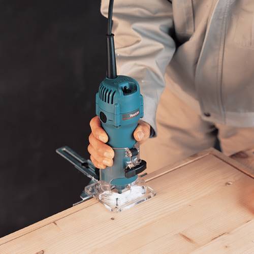 FRESADORA MAKITA FOCO 3707F