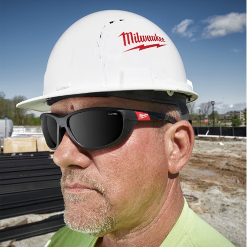 GAFAS SEGURIDAD MILWAUKEE PREMIUM AHUMADAS