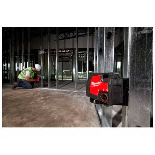 NIVEL LASER MILWAUKEE L4CLLP-301C 4933478099