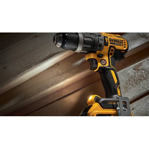 TALADRO DEWALT COMBINADO XR18V DCD796D2