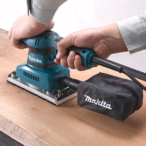LIJADORA MAKITA BO3711J ORBITAL