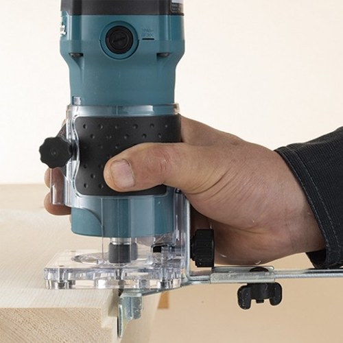FRESADORA MAKITA 3711 530W SAR 30000RPM 64030278